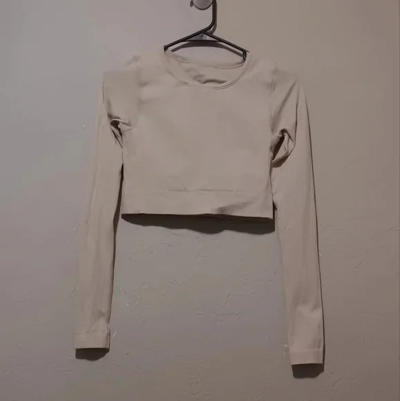 lululemon athletica Cream Ribbed Long-Sleeve Crop Top - Picture 4 of 12